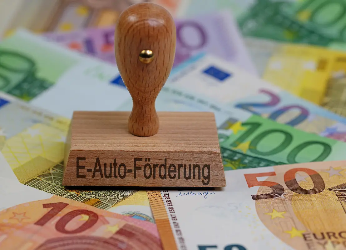 Position des Verbands der Automobilhändler Deutschlands (VAD) e.V. zur aktuellen Diskussion über die Anpassung der sog. „E-Auto-Förderung“ 